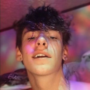 Meet your Posher, Corey